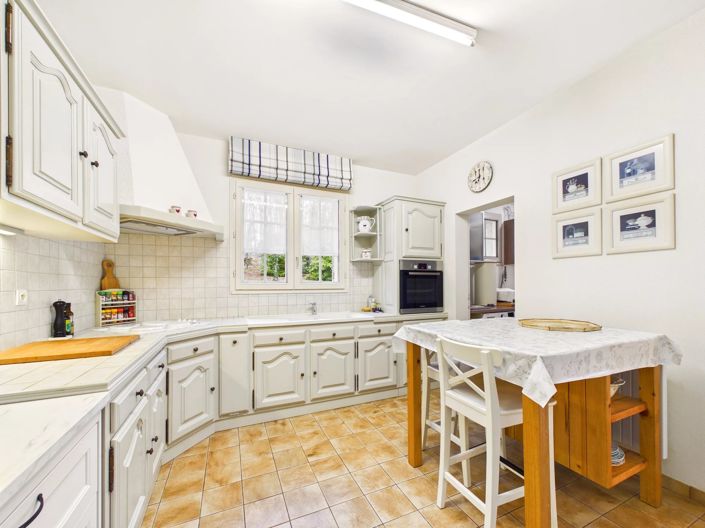 Image No.4-3 Bed House for sale