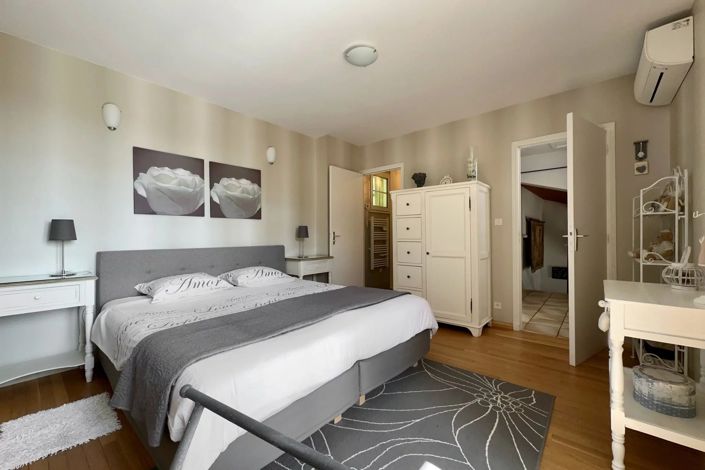 Image No.7-3 Bed House for sale