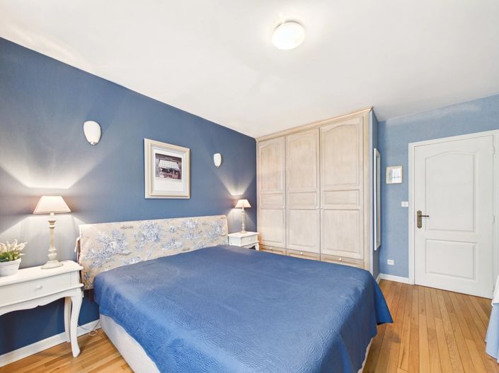 Image No.8-3 Bed House for sale