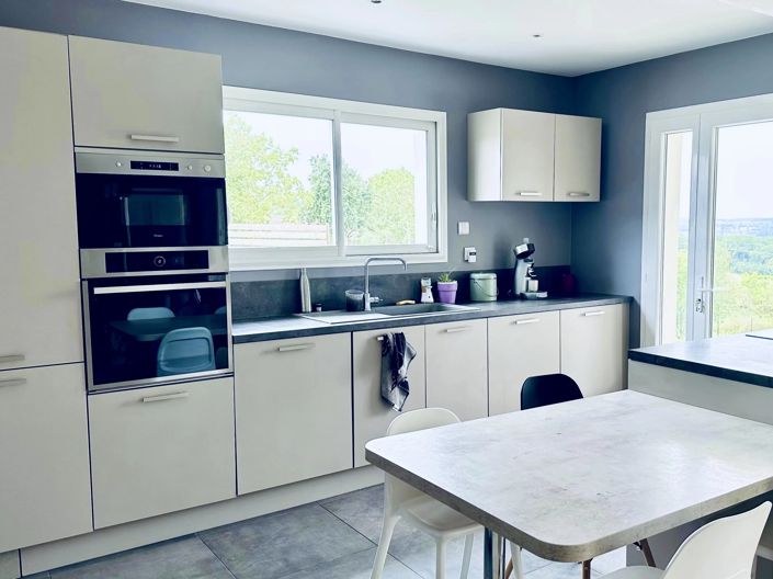 Image No.3-3 Bed House for sale