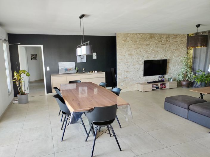 Image No.5-3 Bed House for sale