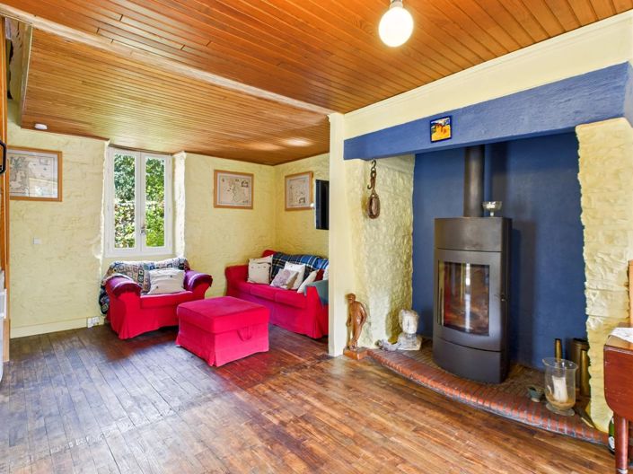 Image No.4-2 Bed Village House for sale