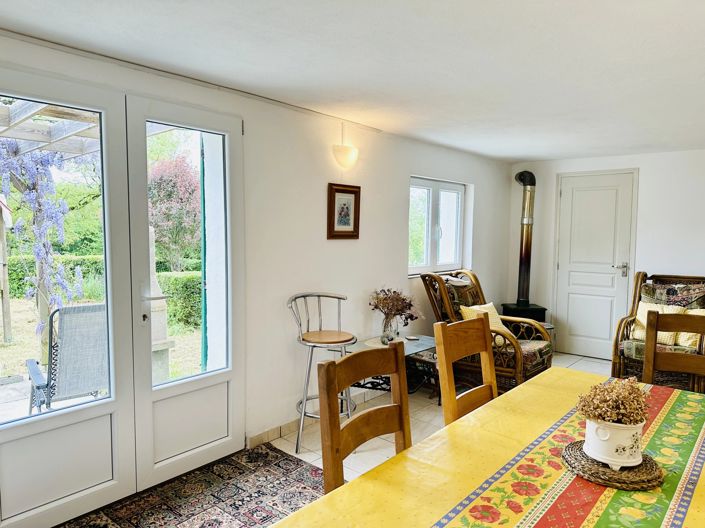 Image No.6-3 Bed House for sale