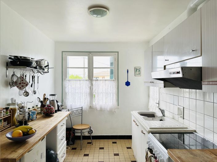 Image No.7-3 Bed House for sale