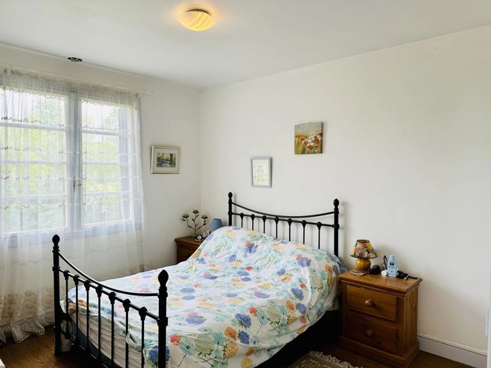 Image No.8-3 Bed House for sale