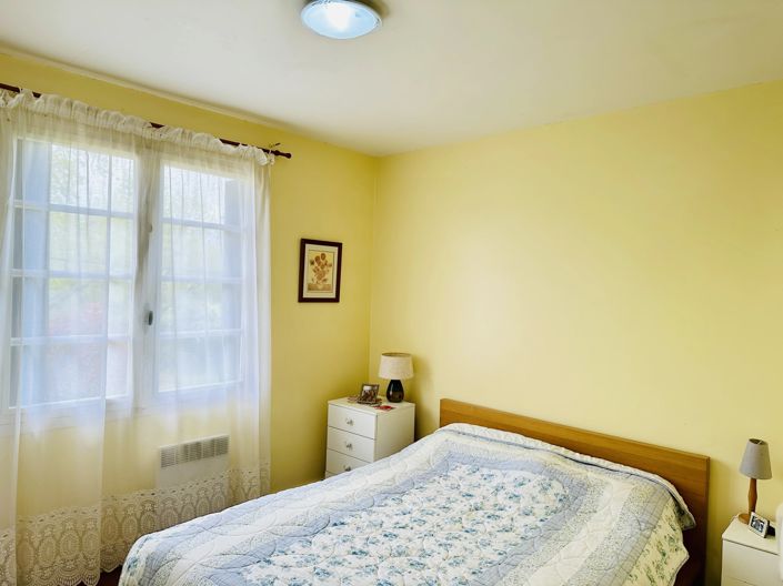 Image No.9-3 Bed House for sale