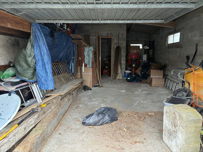 Image No.15-3 Bed House for sale