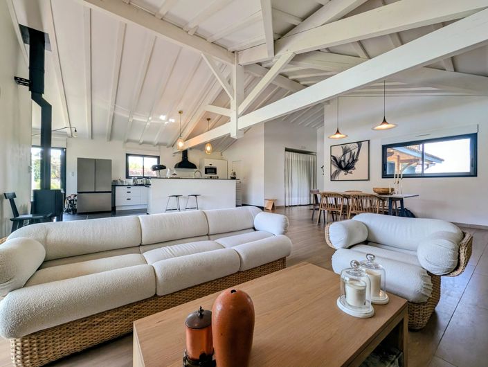 Image No.4-2 Bed House for sale