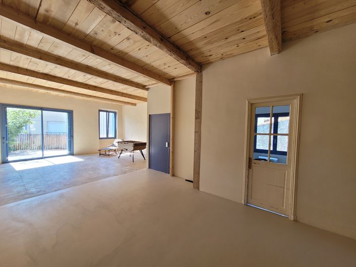 Image No.12-5 Bed House for sale