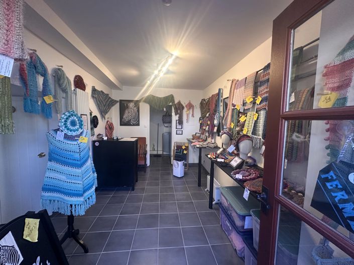 Image No.12-5 Bed House for sale