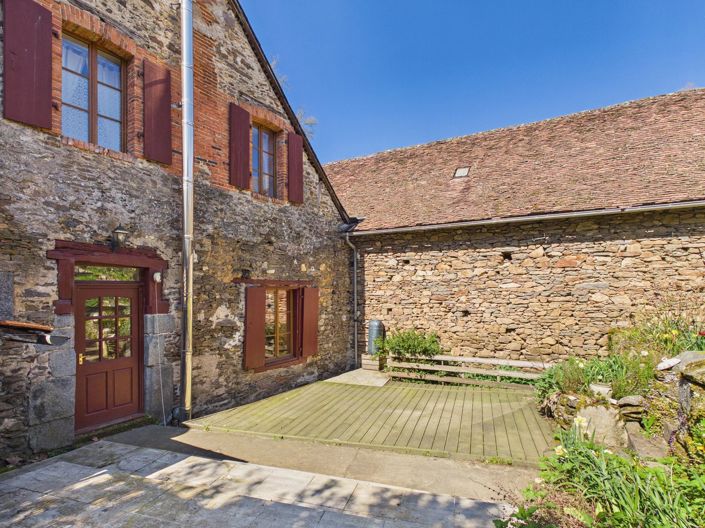 Image No.12-5 Bed House for sale