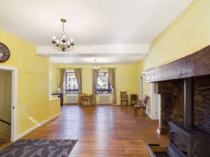 Image No.3-5 Bed House for sale