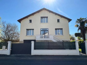 8421de639cdd0f77f8c4ba4e7b867a6dd476610964160