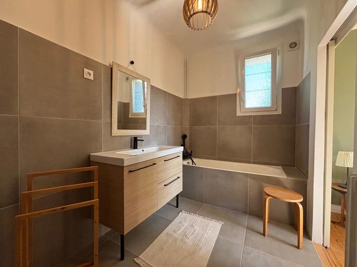 Image No.14-5 Bed House for sale