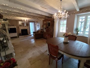 8568f93254a423f0e95e78efcb47704cc686b71c7a328