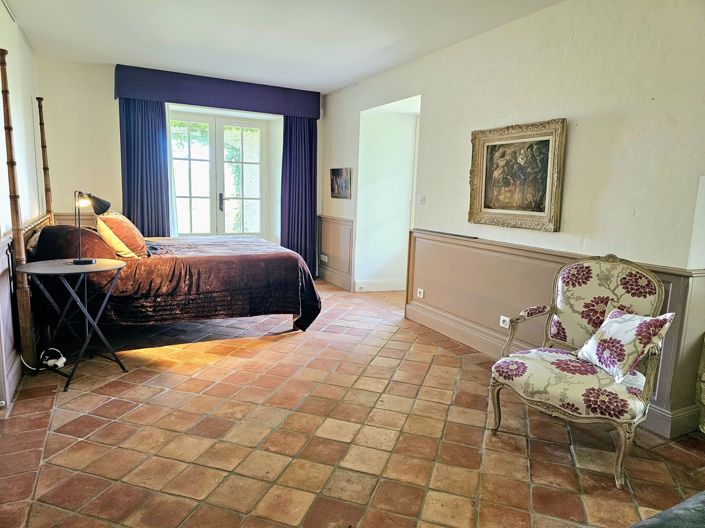 Image No.10-7 Bed House for sale