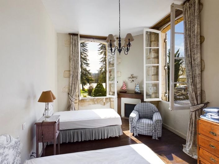 Image No.14-9 Bed House for sale