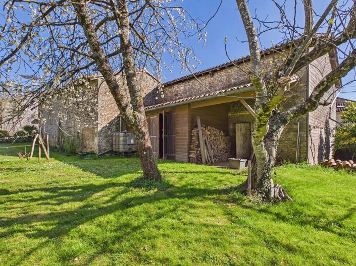 Image No.15-3 Bed House for sale