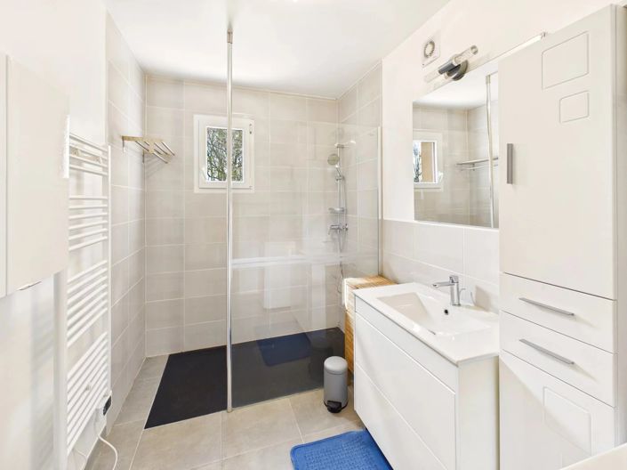 Image No.4-3 Bed House for sale