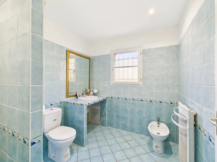 Image No.8-Maison de village de 2 chambres à vendre à Javerlhac-et-la-Chapelle-Saint-Robert