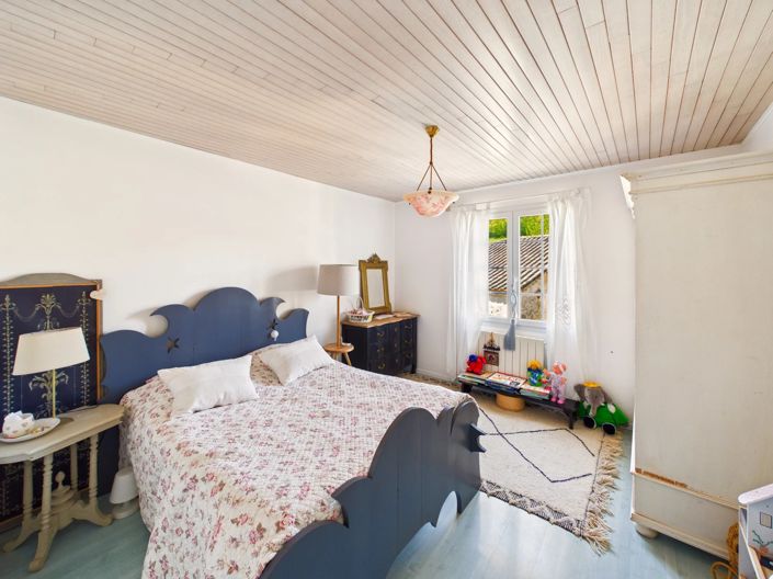 Image No.14-4 Bed House for sale