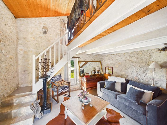 Image No.15-4 Bed House for sale