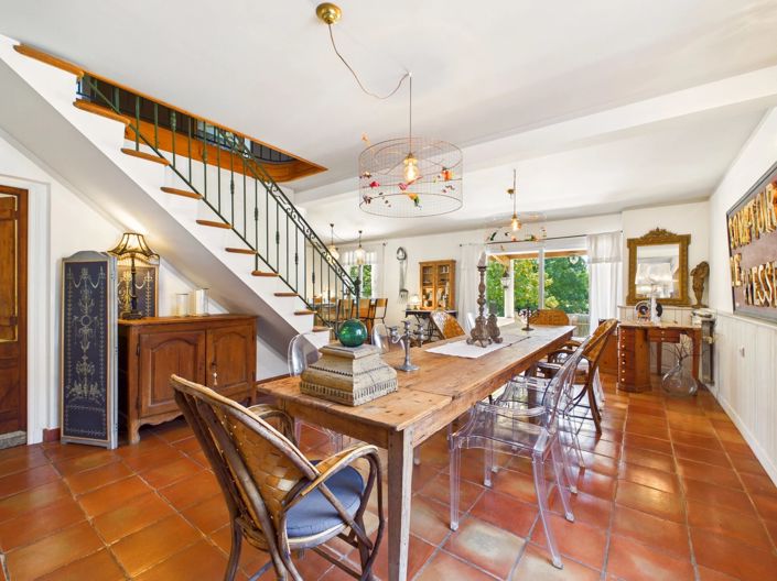 Image No.3-4 Bed House for sale