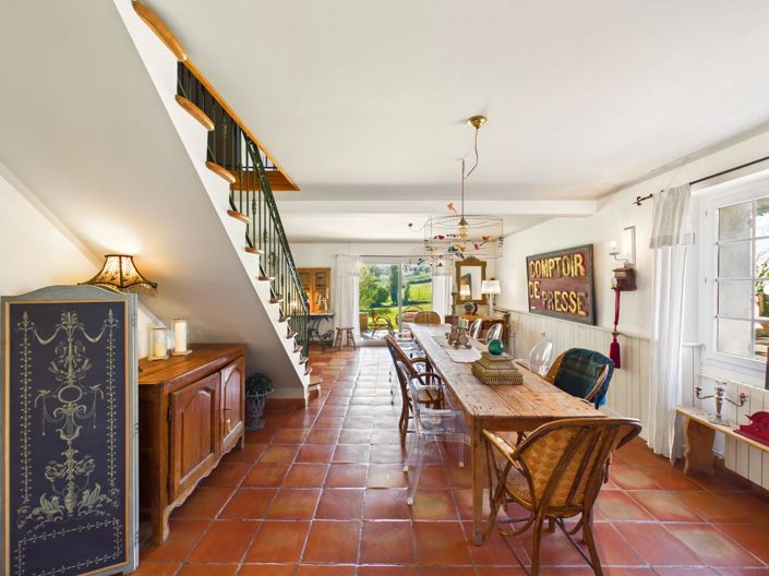 Image No.8-4 Bed House for sale