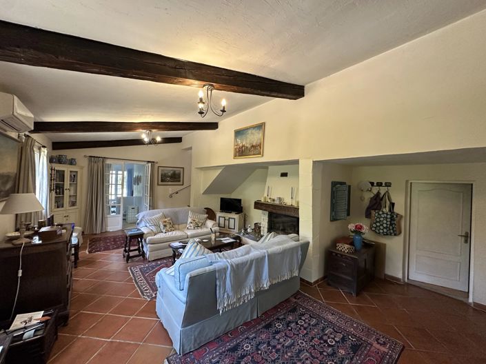 Image No.6-4 Bed House for sale