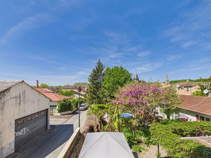 Image No.2-4 Bed House for sale