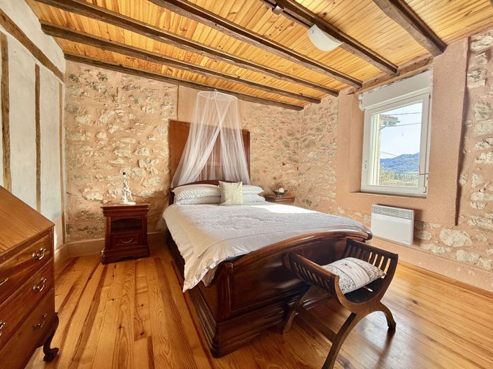 Image No.6-3 Bed House for sale