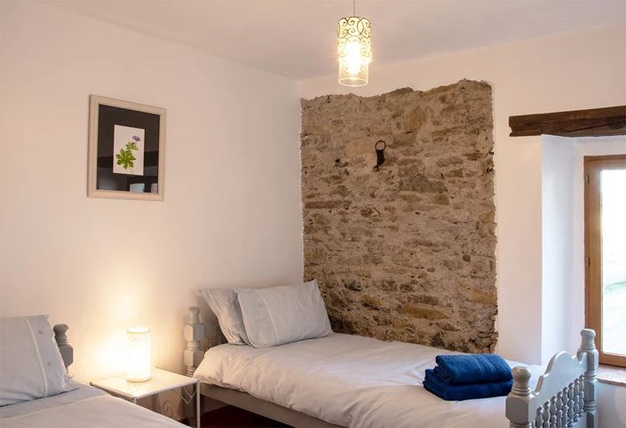 Image No.12-5 Bed House for sale