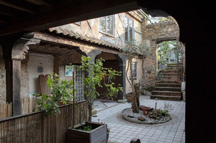 Image No.2-5 Bed House for sale