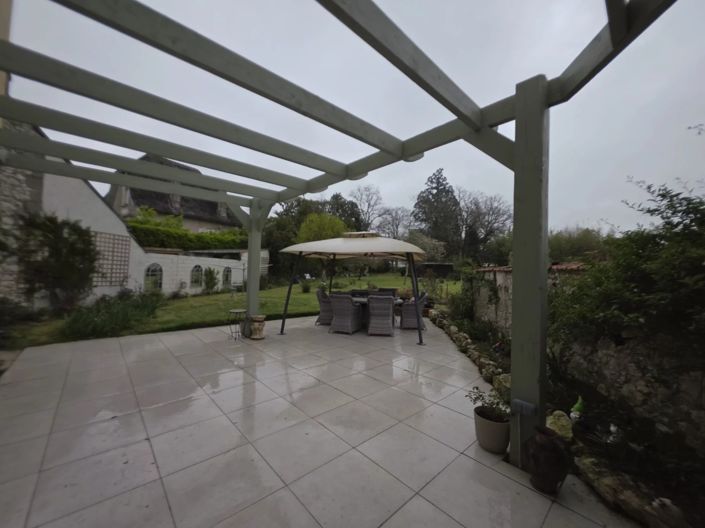 Image No.15-3 Bed House for sale