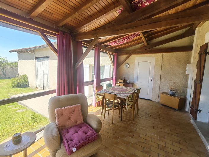 Image No.10-6 Bed House for sale