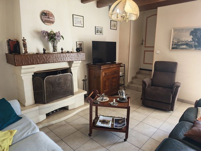 Image No.5-6 Bed House for sale