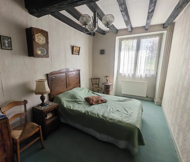 Image No.8-6 Bed House for sale