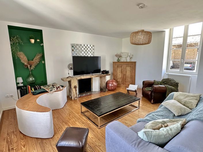 Image No.6-3 Bed House for sale