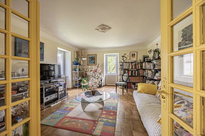 Image No.8-3 Bed House for sale