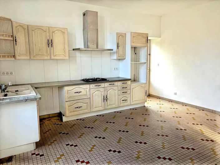 Image No.4-3 Bed Village House for sale