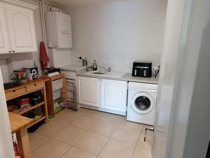 Image No.11-3 Bed House for sale