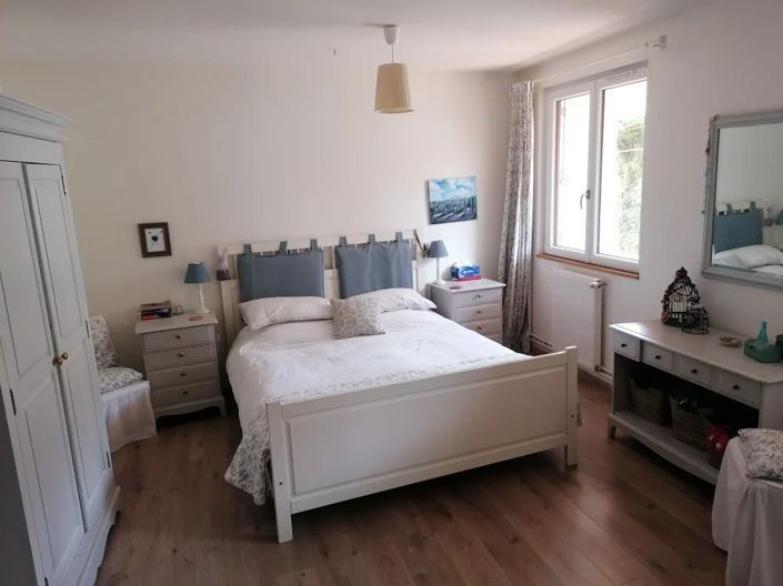 Image No.6-3 Bed House for sale