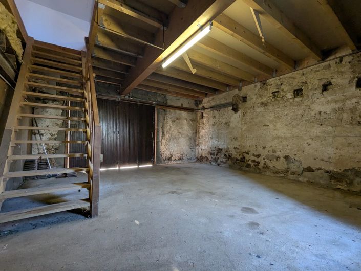 Image No.12-2 Bed Village House for sale