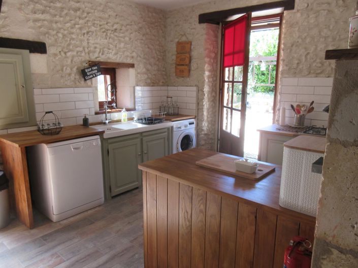 Image No.10-5 Bed House for sale