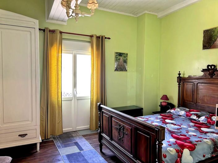 Image No.10-2 Bed Village House for sale