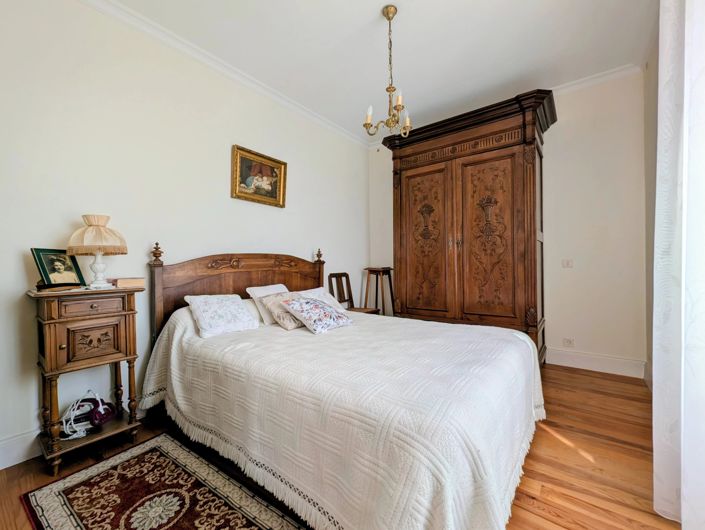 Image No.7-2 Bed House for sale