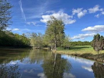 b9a4464cb42974a3a3d24276f6d585582ba20d0cc2403