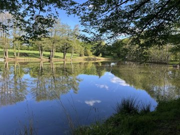 f5d43bdd8dda15207930d3fb36f0fc9eddfe89fb25403