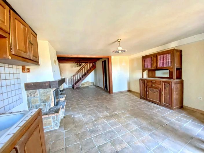 Image No.3-2 Bed House for sale