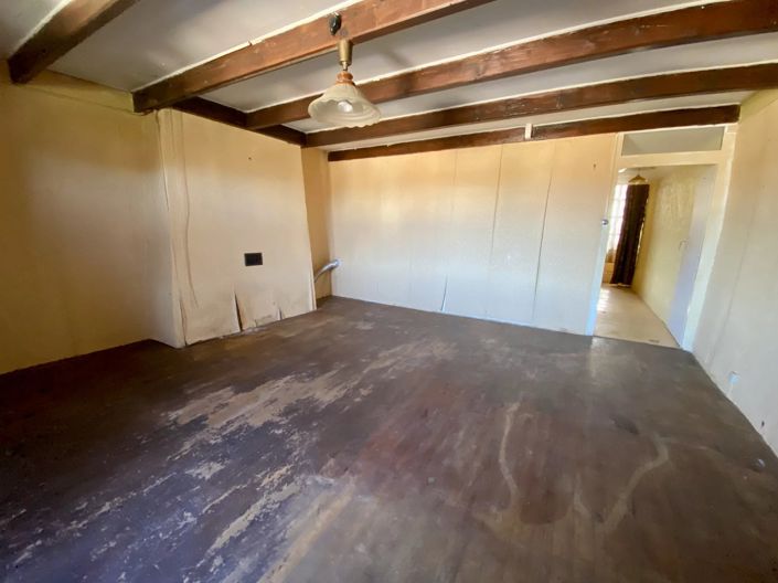 Image No.9-2 Bed House for sale